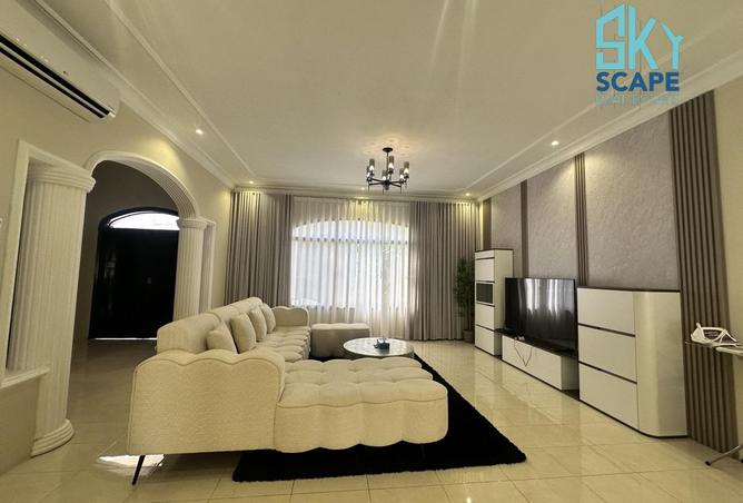 56240257 - Property Image 2