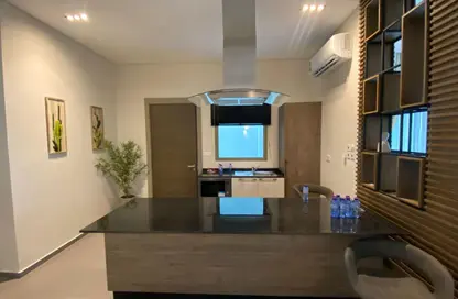 فيلا - 4 غرف نوم - 3 حمامات للبيع في موزون - ديار المحرق - المحرق