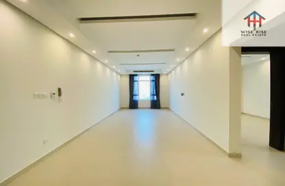 Apartment - 2 Bedrooms - 2 Bathrooms for rent in Al Burhama - Manama - Capital Governorate