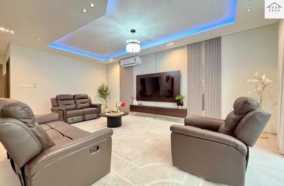 Villa - 4 - 5 for rent in Marassi Al Bahrain - Diyar Al Muharraq - Muharraq Governorate Villa - 4 - 5 for rent in Marassi Al Bahrain - Diyar Al Muharraq - Muharraq Governorate