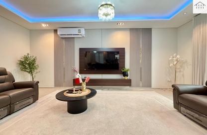 Villa - 4 - 5 for rent in Marassi Al Bahrain - Diyar Al Muharraq - Muharraq Governorate Villa - 4 - 5 for rent in Marassi Al Bahrain - Diyar Al Muharraq - Muharraq Governorate