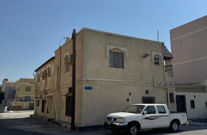 Villa - 7+ Bedrooms - 6 Bathrooms for rent in Sitra - Central Governorate
