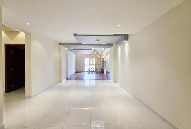 52300715 - Property Image 2