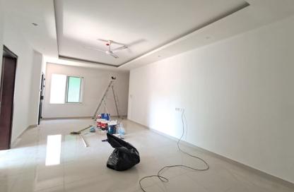 Apartment - 2 Bedrooms - 2 Bathrooms for rent in Tubli - Central Governorate