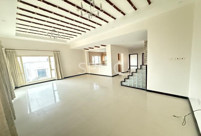 982321 - Property Main Image