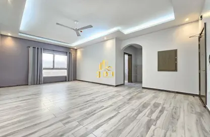 شقة - 2 غرف نوم - 2 حمامات للايجار في توبلي - المحافظة الوسطى