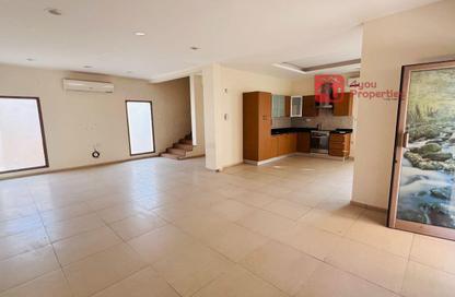 Villa - 3 - 4 for rent in Budaiya - Northern Governorate