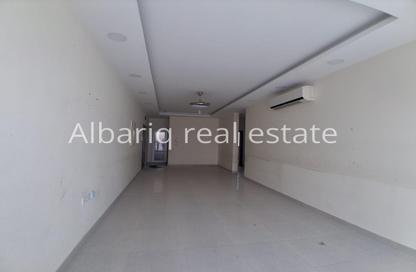 Apartment - 3 Bedrooms - 3 Bathrooms for rent in Hidd - Muharraq Governorate Apartment - 3 Bedrooms - 3 Bathrooms for rent in Hidd - Muharraq Governorate