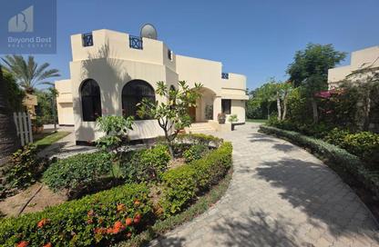 Bungalow - Studio - 4 Bathrooms for rent in Hamala - Northern Governorate