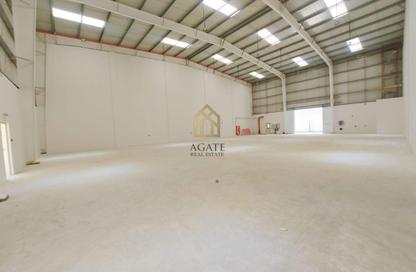 Warehouse - Studio - 1 Bathroom for rent in Sitra - Central Governorate