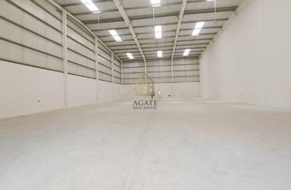 Warehouse - Studio - 1 Bathroom for rent in Sitra - Central Governorate