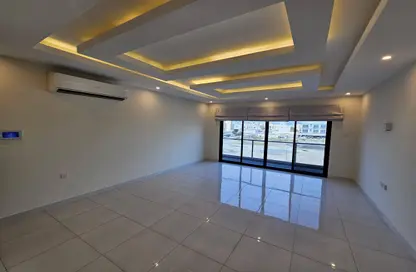Apartment - 2 Bedrooms - 4 Bathrooms for rent in Saar - Northern Governorate