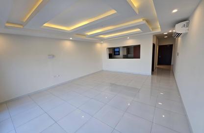 Apartment - 2 Bedrooms - 4 Bathrooms for rent in Saar - Northern Governorate