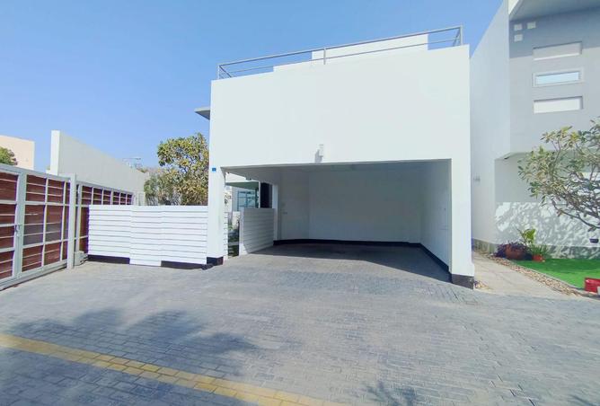 1000467 - Property Image 2