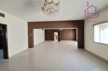 Villa - 4 Bedrooms - 4 Bathrooms for rent in Diraz - Northern Governorate