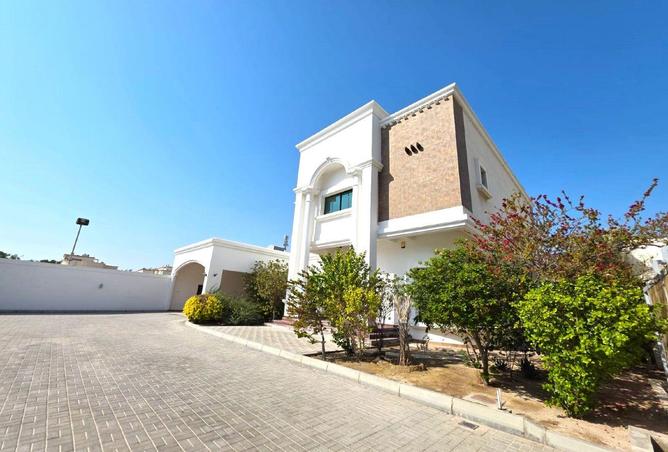 990135 - Property Main Image