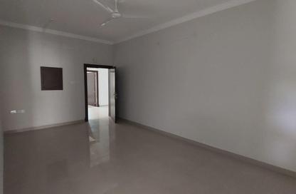 Apartment - 3 Bedrooms - 2 Bathrooms for rent in Tubli - Central Governorate