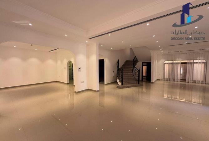 51851411 - Property Image 2