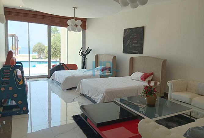 1001261 - Property Image 3