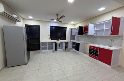 Villa - 5 Bedrooms - 6 Bathrooms for rent in Sehla - Northern Governorate