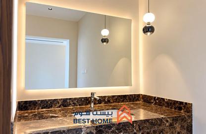 Villa - 4 - 7 for sale in Janabiya - Northern Governorate