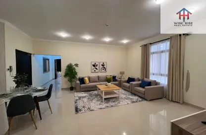 Apartment - 2 Bedrooms - 3 Bathrooms for rent in Busaiteen - Muharraq Governorate