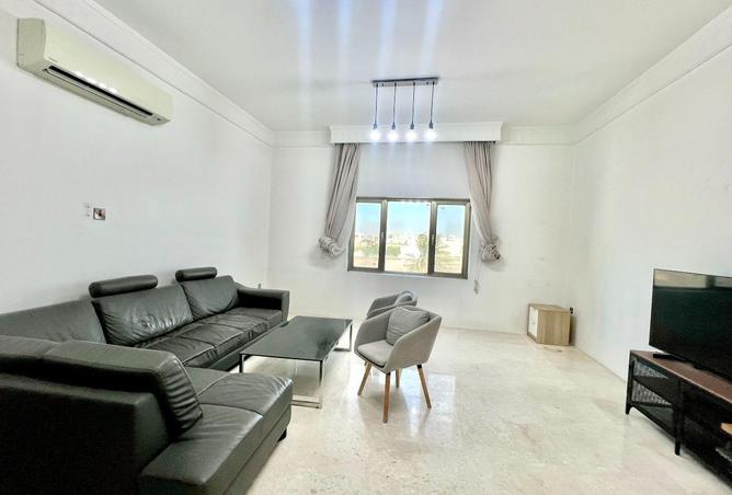 991645 - Property Image 3