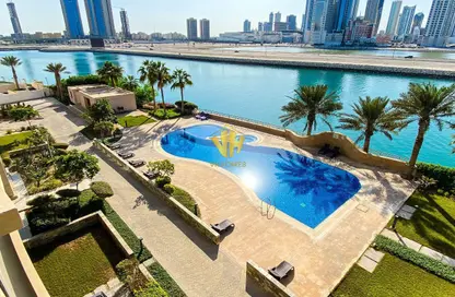 Apartment - 2 Bedrooms - 3 Bathrooms for rent in Reef Island - Capital Governorate