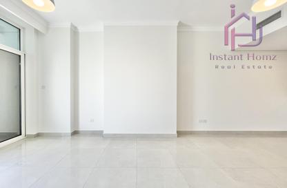 Apartment - 1 Bedroom - 2 Bathrooms for sale in Sanabis - Manama - Capital Governorate Apartment - 1 Bedroom - 2 Bathrooms for sale in Sanabis - Manama - Capital Governorate