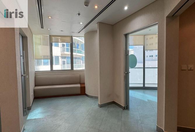 976123 - Property Image 2