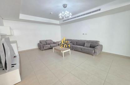 Apartment - 2 Bedrooms - 2 Bathrooms for rent in Seef - Capital Governorate