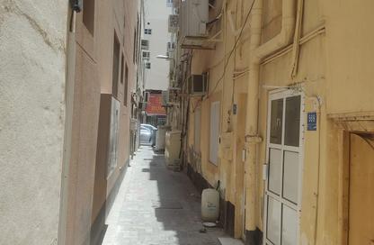 عمارة بالكامل - 8 غرف نوم - 6 حمامات للبيع في القضيبية - المنامة - محافظة العاصمة عمارة بالكامل - 8 غرف نوم - 6 حمامات للبيع في القضيبية - المنامة - محافظة العاصمة