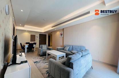 Apartment - 2 Bedrooms - 3 Bathrooms for rent in Al Juffair - Capital Governorate