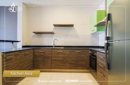 Apartment - 2 Bedrooms - 3 Bathrooms for rent in Reef Island - Capital Governorate