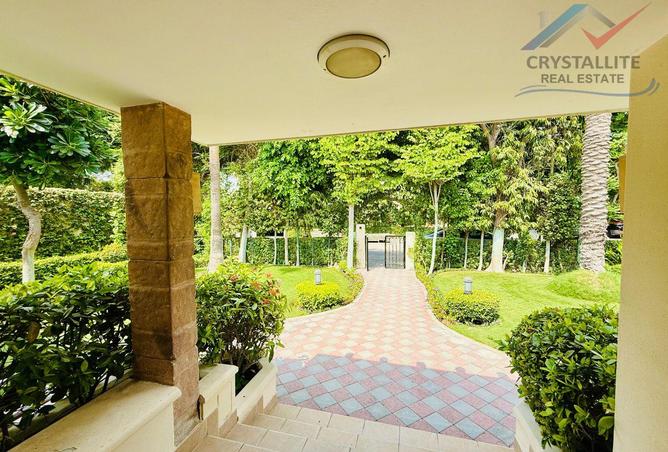 57010837 - Property Image 2
