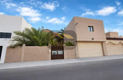 Villa - 5 Bedrooms - 4 Bathrooms for sale in Jurdab - Central Governorate