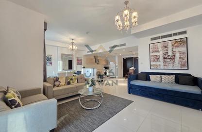 Duplex - 2 Bedrooms - 3 Bathrooms for rent in Al Juffair - Capital Governorate