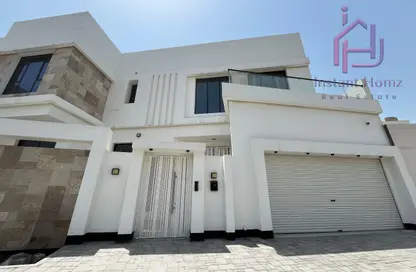 Villa - 4 Bedrooms - 6 Bathrooms for sale in Saar - Northern Governorate
