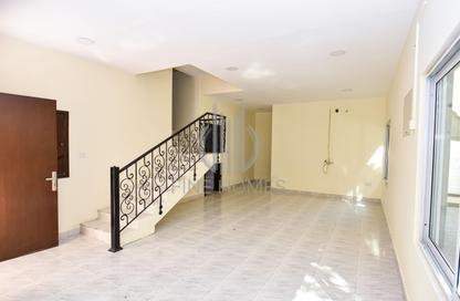 Villa - 4 Bedrooms - 4 Bathrooms for rent in Jid Ali - Central Governorate
