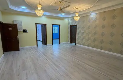 Apartment - 3 Bedrooms - 2 Bathrooms for rent in Hamad Town - Northern Governorate