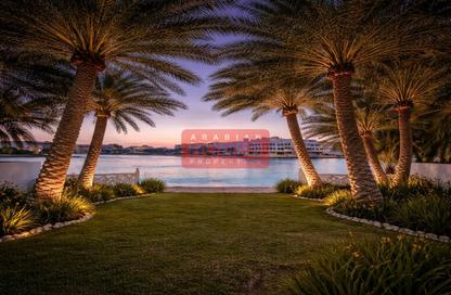Villa - 4 - 5 for rent in Tala Island - Amwaj Islands - Muharraq Governorate