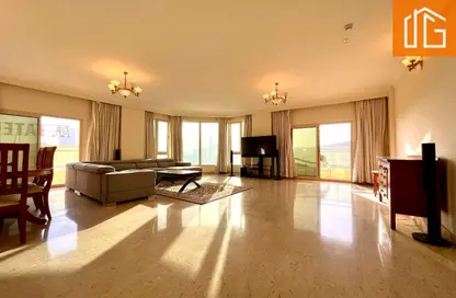 Apartment - 3 Bedrooms - 3 Bathrooms for rent in Al Juffair - Capital Governorate