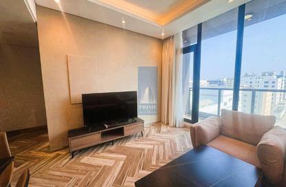 Apartment - 1 - 2 for rent in Sanabis - Manama - Capital Governorate