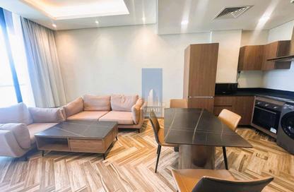 Apartment - 1 - 2 for rent in Sanabis - Manama - Capital Governorate