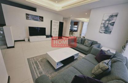 Apartment - 3 Bedrooms - 5 Bathrooms for rent in Reef Island - Capital Governorate Apartment - 3 Bedrooms - 5 Bathrooms for rent in Reef Island - Capital Governorate