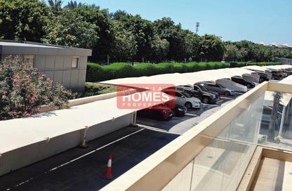 Apartment - 3 Bedrooms - 5 Bathrooms for rent in Reef Island - Capital Governorate