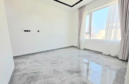 Apartment - 2 - 2 for rent in Salmaniya - Manama - Capital Governorate