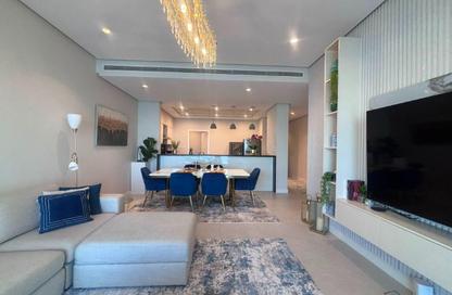 Apartment - 2 Bedrooms - 3 Bathrooms for rent in Reef Island - Capital Governorate