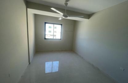 Apartment - 3 Bedrooms - 2 Bathrooms for rent in West Riffa - Riffa - Southern Governorate