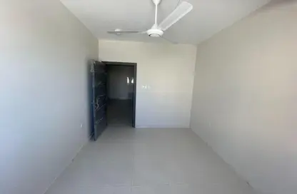 شقة - 3 غرف نوم - 2 حمامات للايجار في الرفاع الغربي - الرفاع - المحافظة الجنوبية